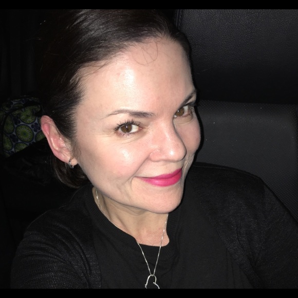 ✨Meet The Posher✨ - Picture 2 of 2